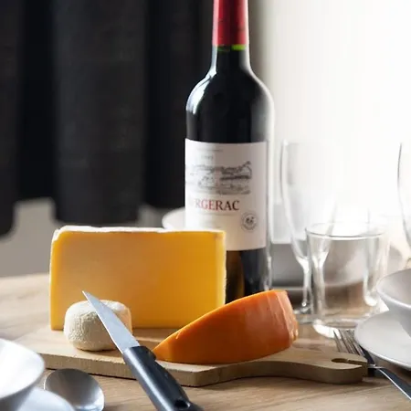 Bluestay 39 - Superb In Paris