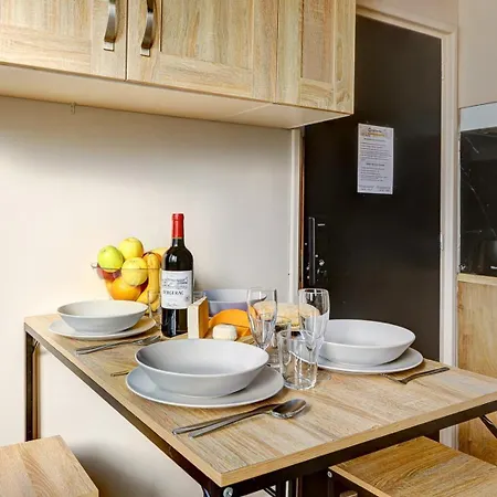 Bluestay 39 - Superb In Apartment